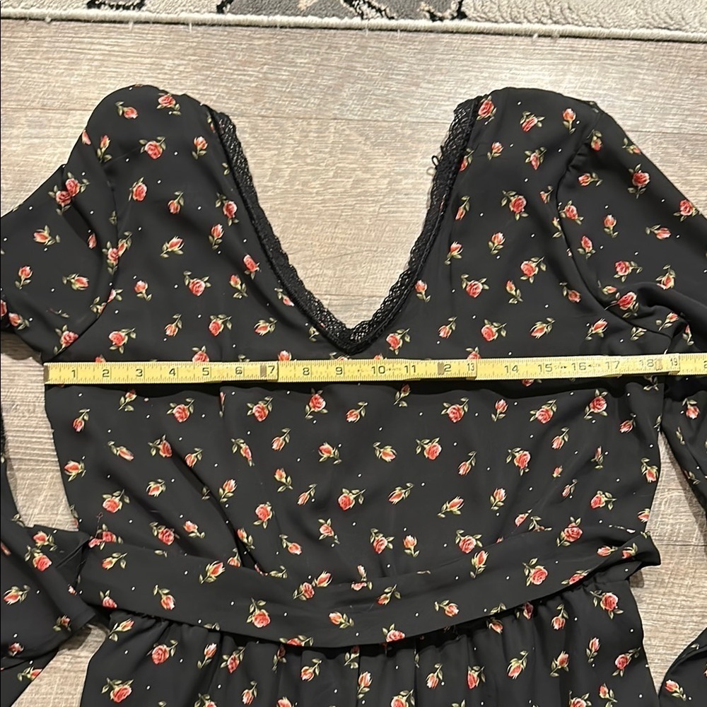 Disney Princess Floral Black rose Long Sleeve shorts Romper with belt Size XL - Picture 9 of 15